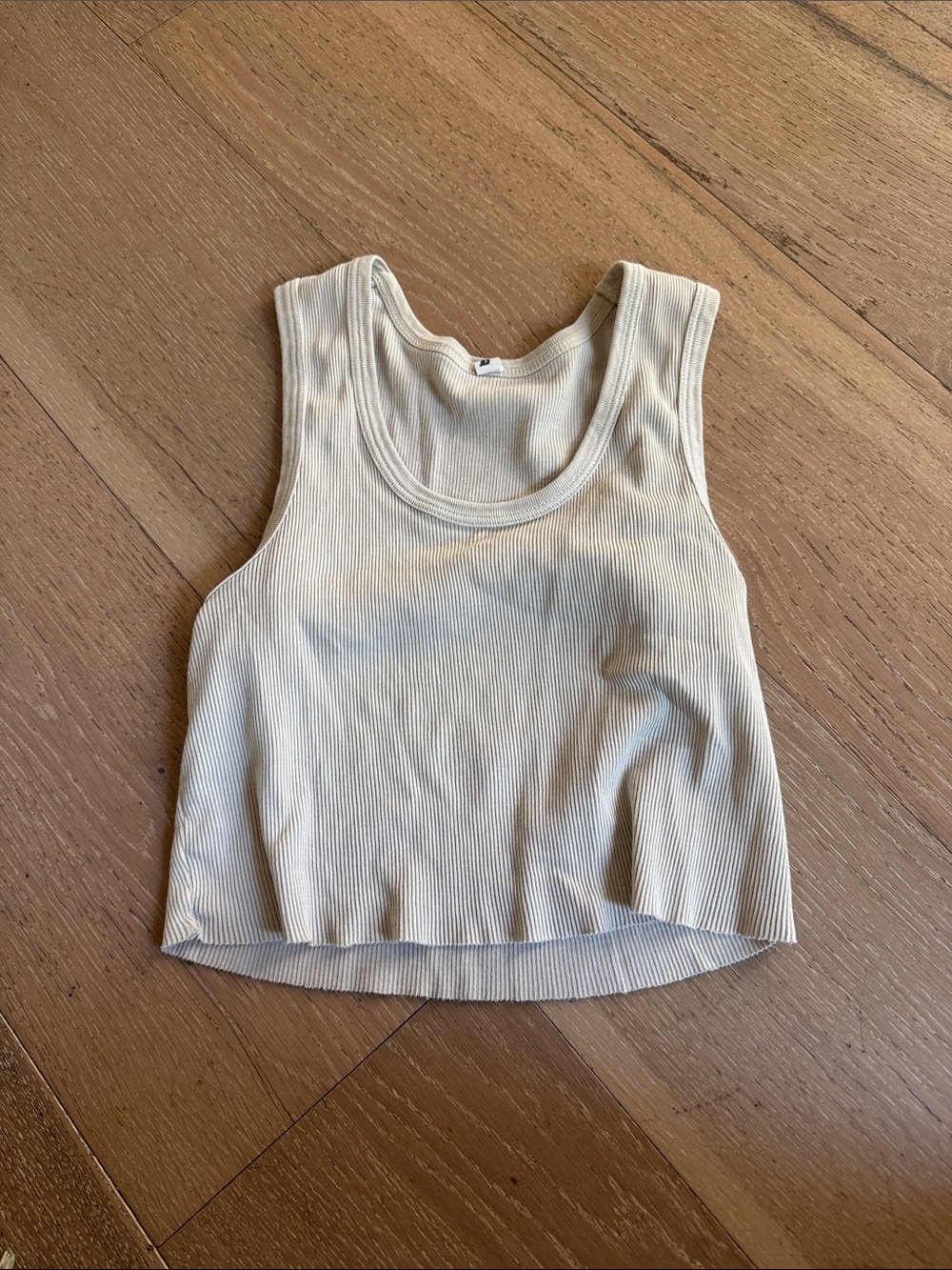 Elwood Malibu crop tank Ribbed Scoop Neck Cropped Tank Top - Cream